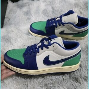 Air Jordan 1 Low Sail/deep Royal Blue And Green Size 10